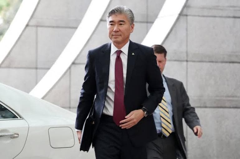 Dubes AS Memuji Aliansi Dalam Kunjungan ke Okinawa