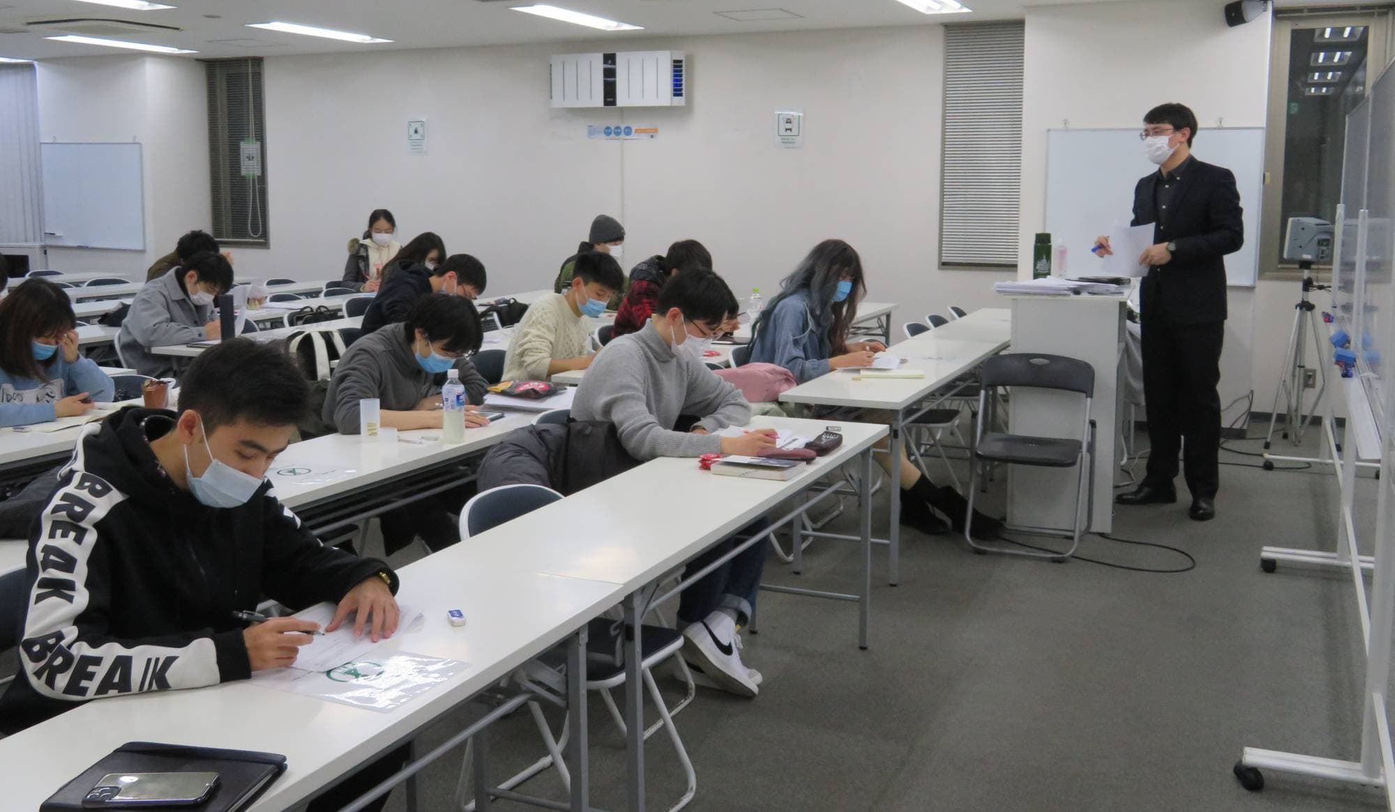 Tokyo Mempermudah Pelajar Asing Belajar Bahasa Jepang