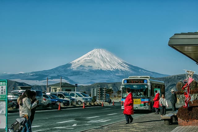 Pariwisata Hakone Pulih Sekitar 90% dari Sebelum Pandemi