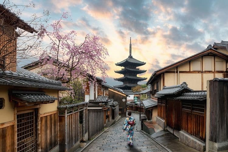 Jepang Buka Pintu untuk Turis di Tahun 2021?
