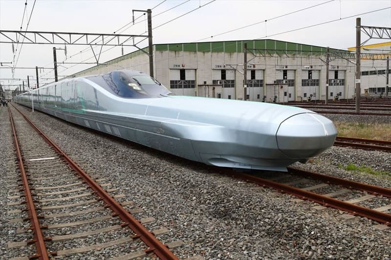 Jepang Sumbangkan Rel Kereta ke Ukraina untuk Pemulihan Transportasi
