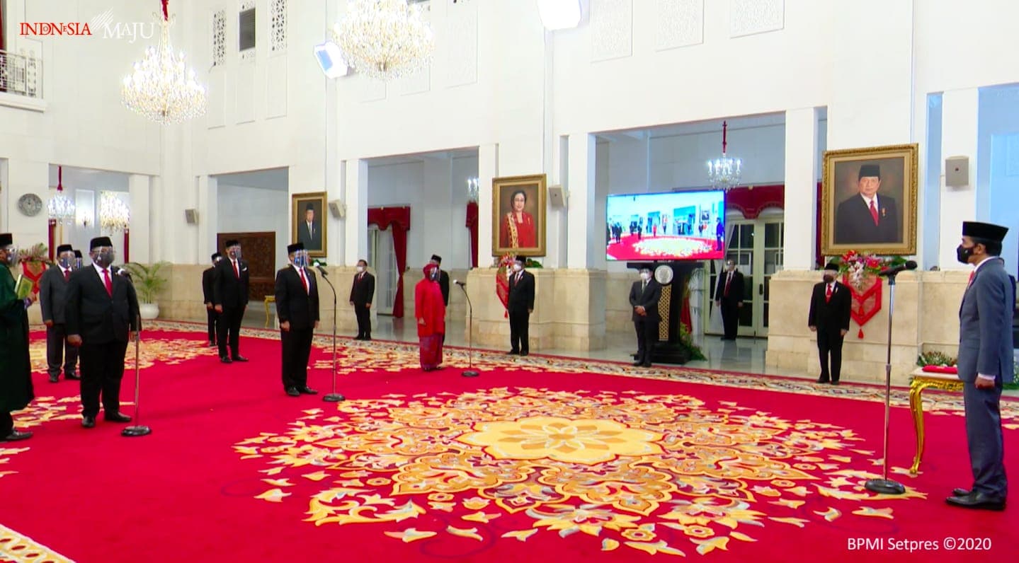 Jokowi Lantik 6 Menteri & 5 Wamen Hasil Reshuffle Kabinet Indonesia Maju