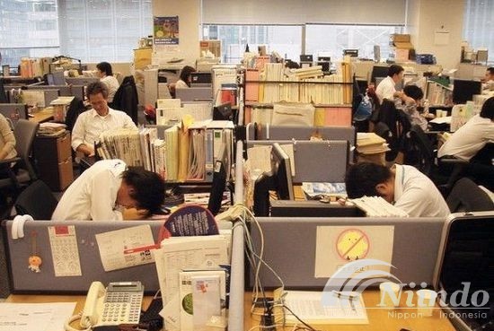 Jepang memperbolehkan karyawan tidur siang