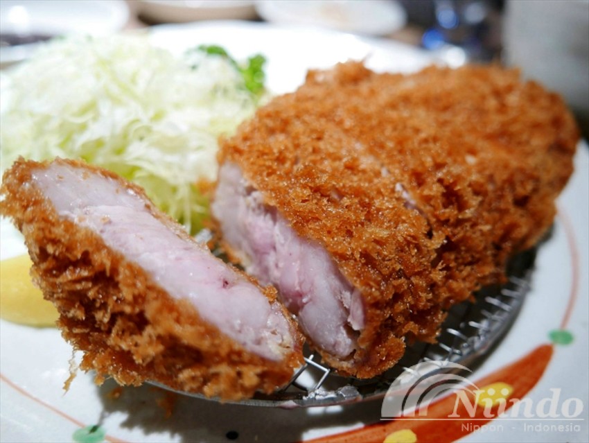 Tonkatsu membuat diet menjadi rusak