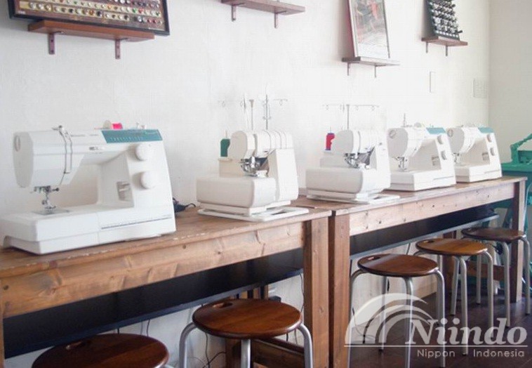 5 kafe unik di tokyo-MISHIN SEWING MACHINE CAFÉ