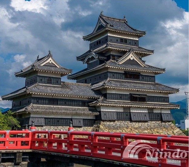 Kastil Matsumoto jepang