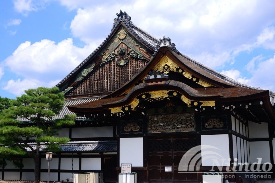 Kastil Nijo Jepang