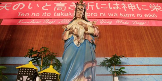 Pergi ke Gereja bagi Mereka yang Beragama Nasrani