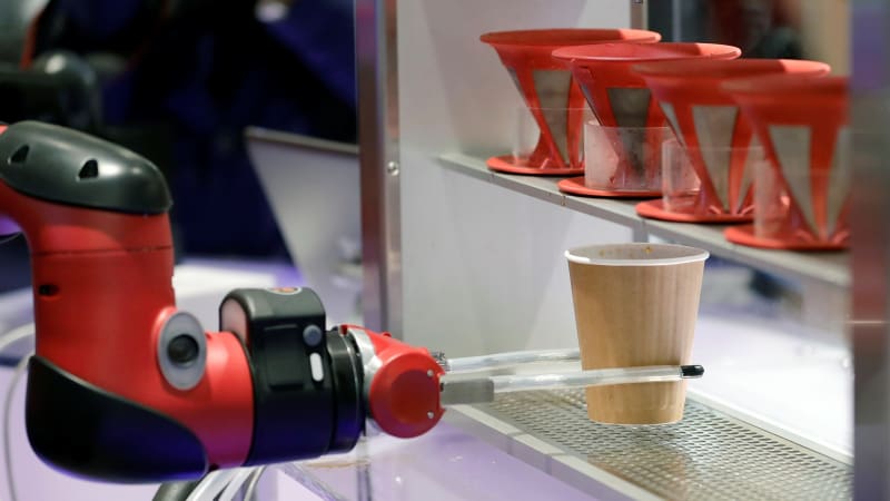 Menyambangi Kafe Unik di Jepang yang Pekerjakan Barista Robot