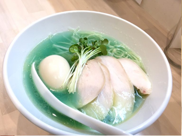 ramen kuah biru Kipposhi